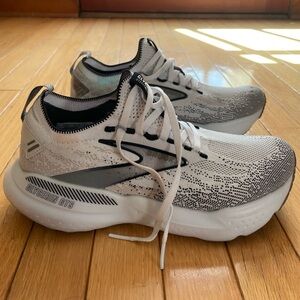 Brooks- Glycerin20. 8.5